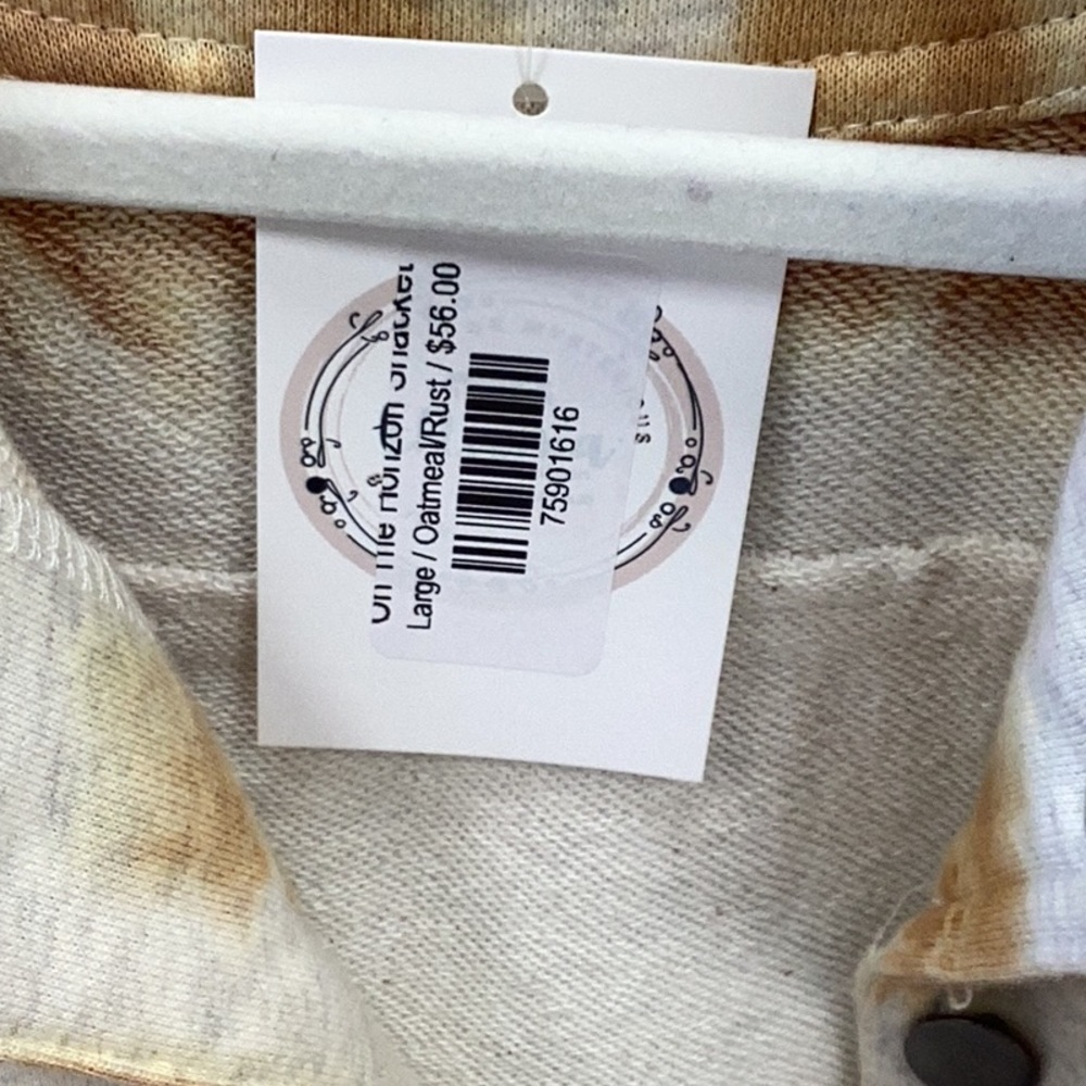 Brand new womens/juniors button shacket - Picture 2 of 5